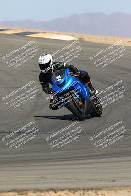 media/Mar-28-2022-Superbike Trackdays (Mon) [[b8603d0f67]]/Open Track Time/Turns 9 and 10/